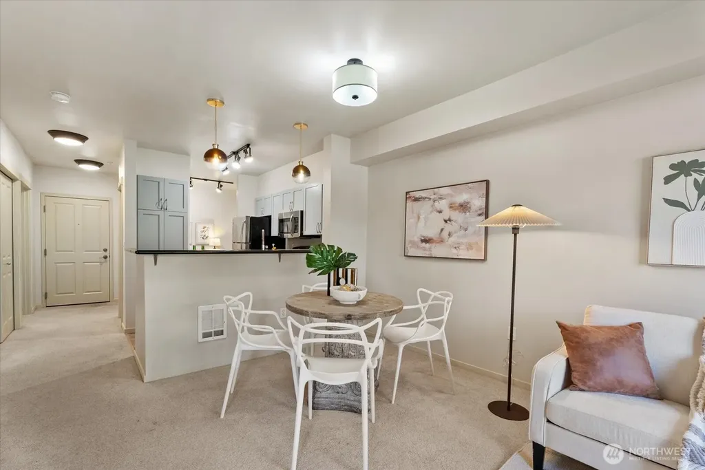 111 108th Avenue NE Bellevue WA 98004