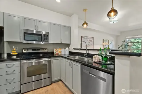 111 108th Avenue NE Bellevue WA 98004