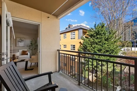111 108th Avenue NE Bellevue WA 98004