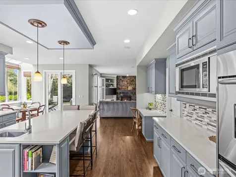 2441 278th Court SE Sammamish WA 98075