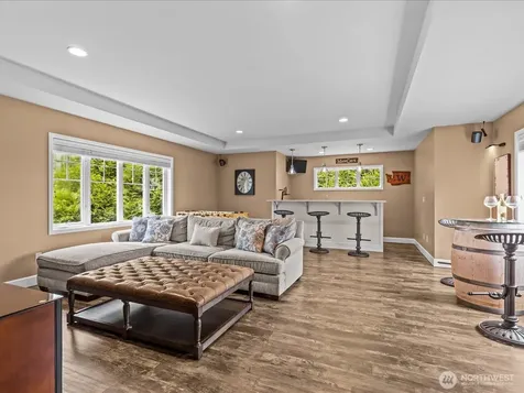 2441 278th Court SE Sammamish WA 98075