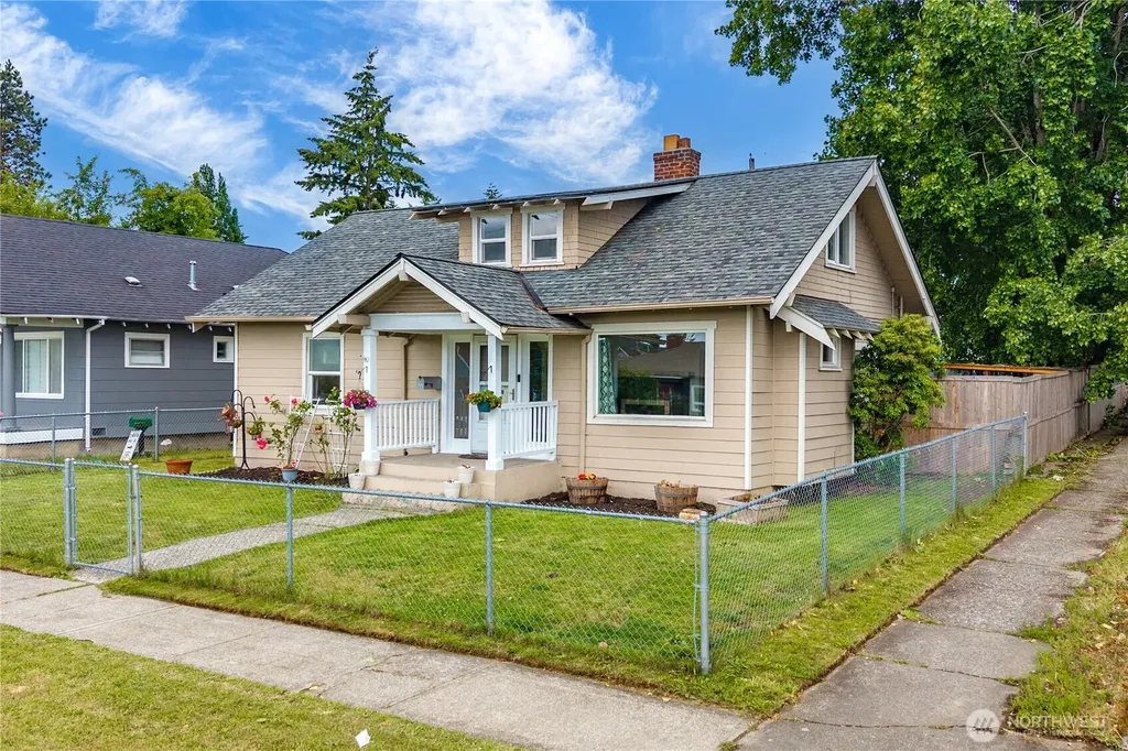 3802 Ainsworth Avenue Tacoma WA 98418