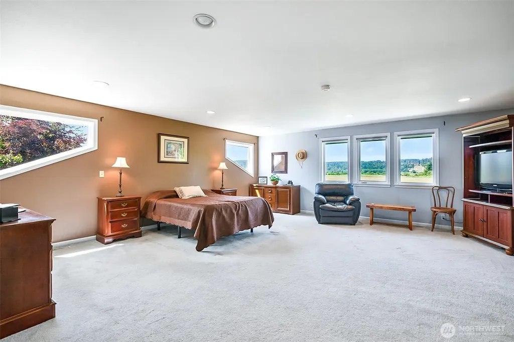828 State Highway 532 Camano Island WA 98282