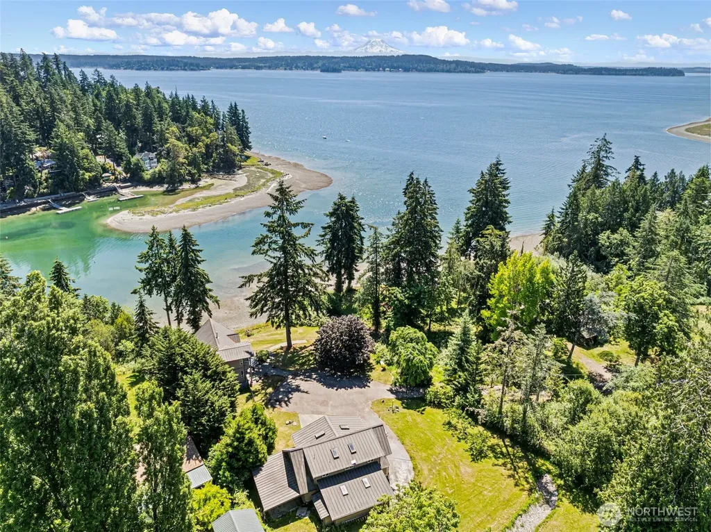 9012 146th Avenue NW Lakebay WA 98349