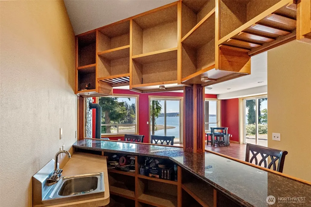 9012 146th Avenue NW Lakebay WA 98349