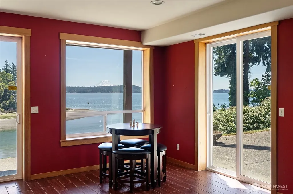 9012 146th Avenue NW Lakebay WA 98349