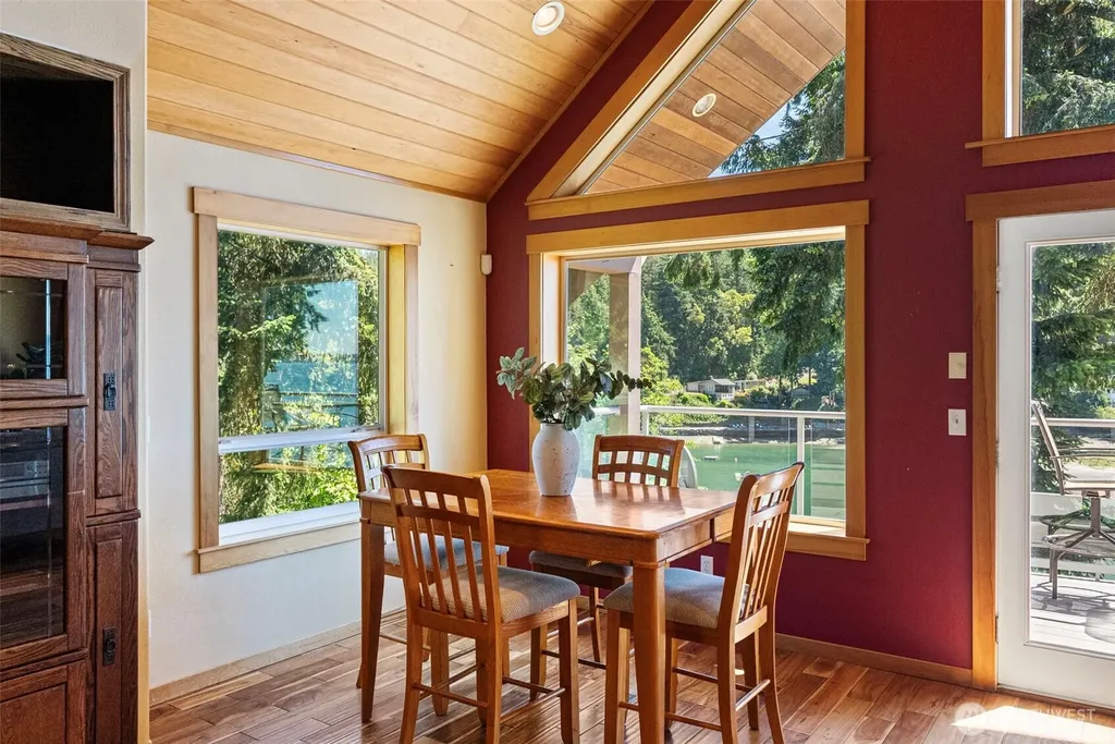 9012 146th Avenue NW Lakebay WA 98349