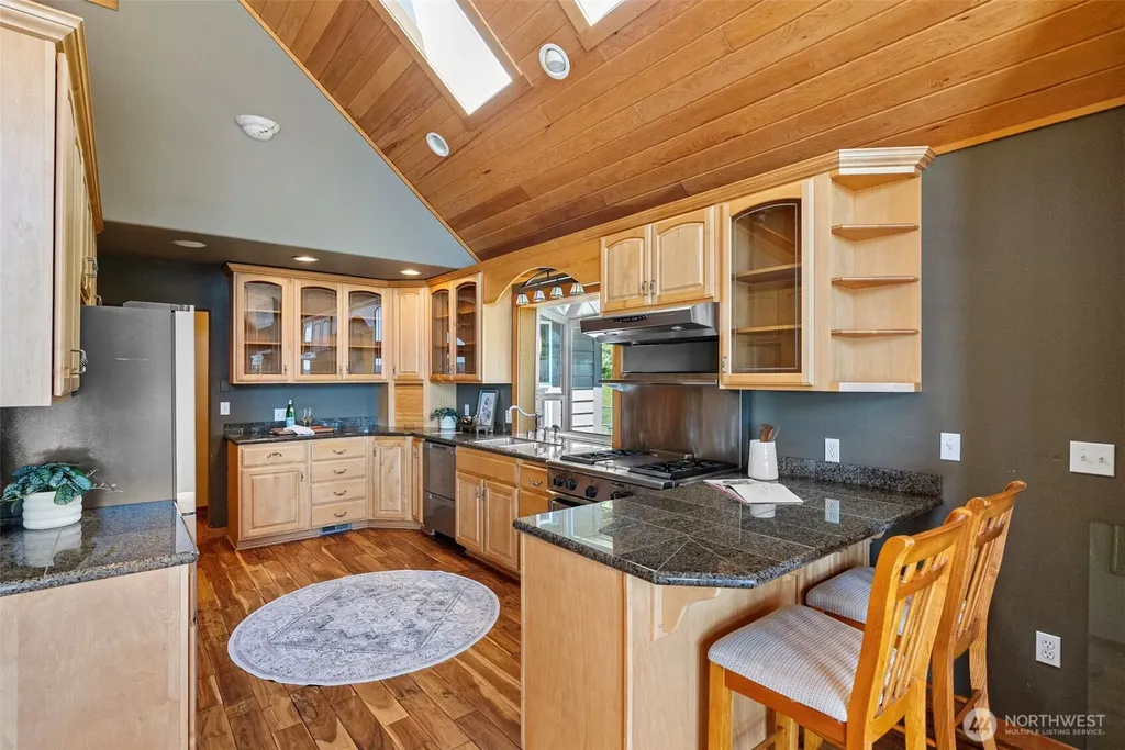 9012 146th Avenue NW Lakebay WA 98349