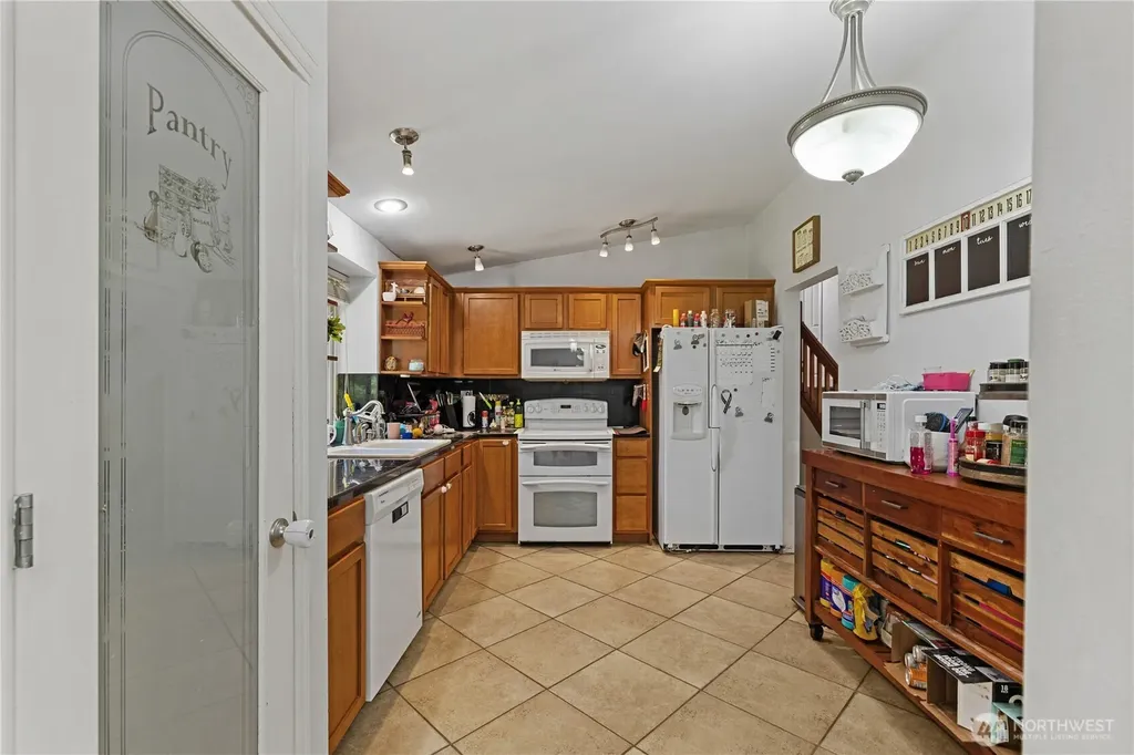 901 153rd Place SW Lynnwood WA 98087
