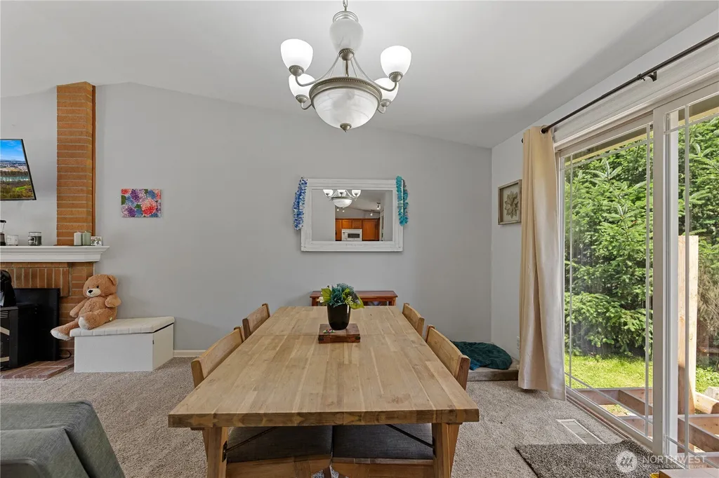 901 153rd Place SW Lynnwood WA 98087