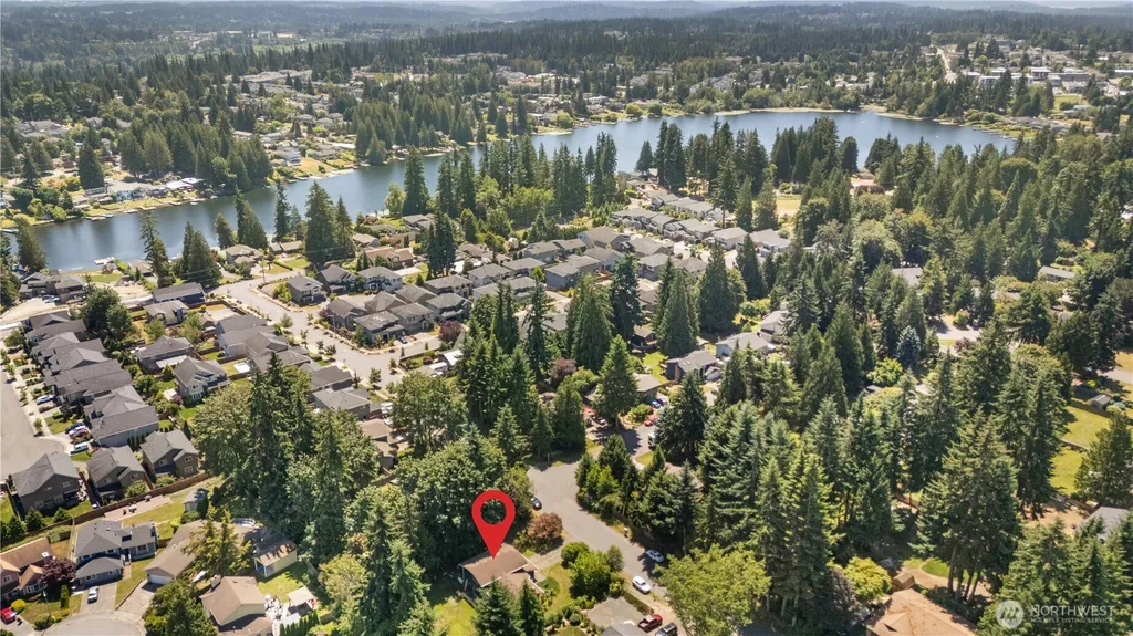 901 153rd Place SW Lynnwood WA 98087