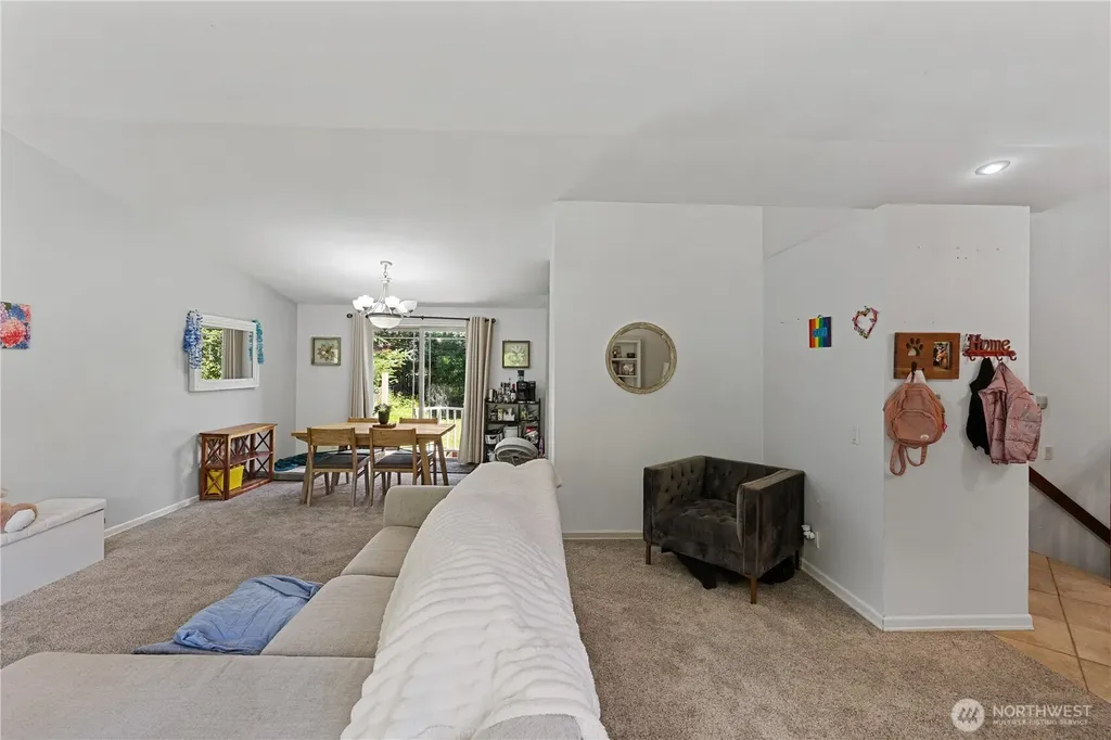 901 153rd Place SW Lynnwood WA 98087