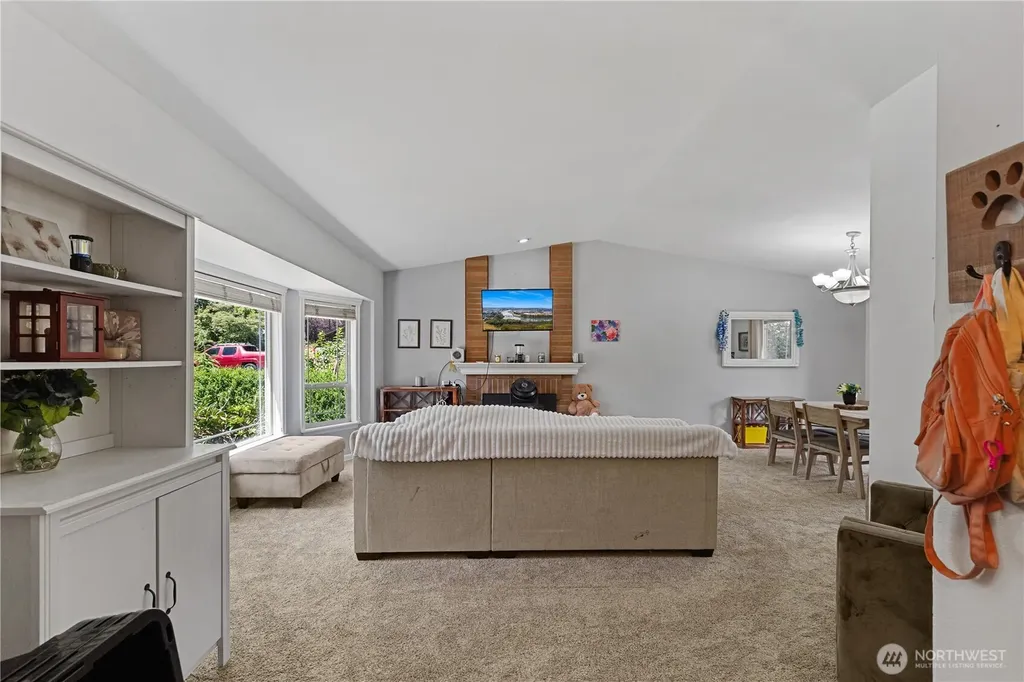 901 153rd Place SW Lynnwood WA 98087
