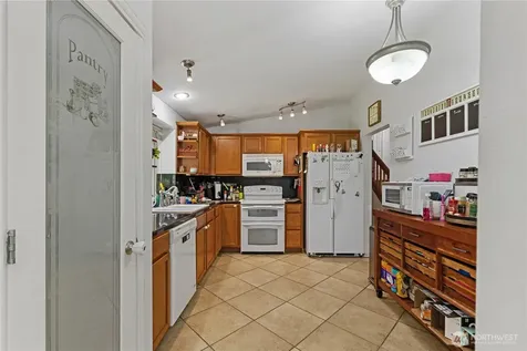 901 153rd Place SW Lynnwood WA 98087