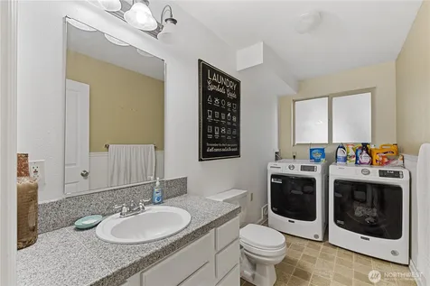 901 153rd Place SW Lynnwood WA 98087