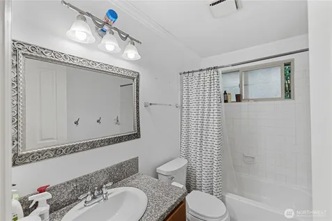 901 153rd Place SW Lynnwood WA 98087