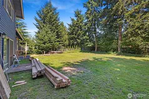 901 153rd Place SW Lynnwood WA 98087
