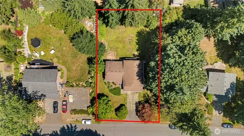 901 153rd Place SW Lynnwood WA 98087