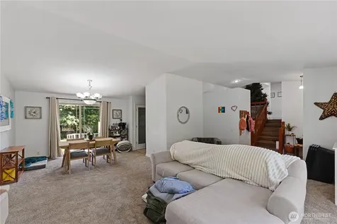 901 153rd Place SW Lynnwood WA 98087