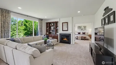 24128 NE 1st Place Sammamish WA 98074
