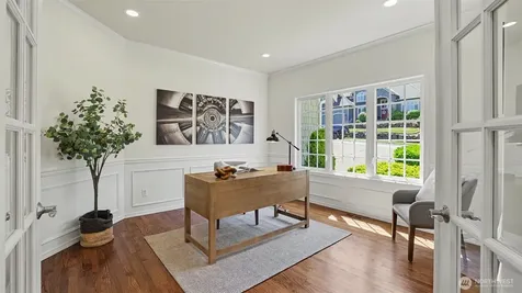 24128 NE 1st Place Sammamish WA 98074