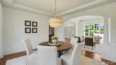 24128 NE 1st Place Sammamish WA 98074