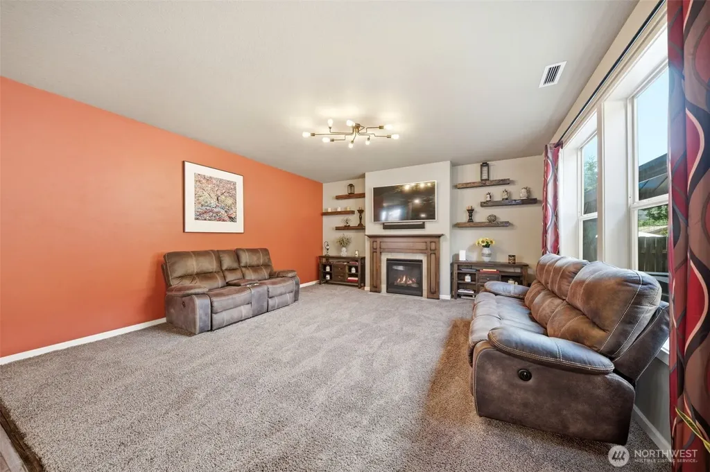 406 Stone Park Kalama WA 98625