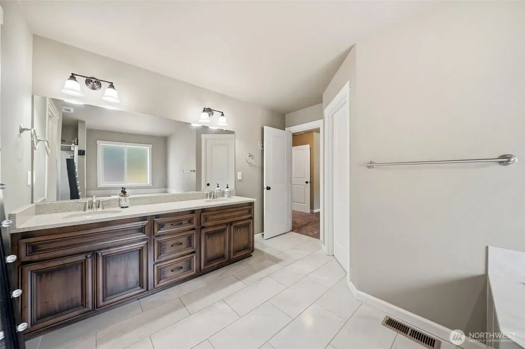 406 Stone Park Kalama WA 98625