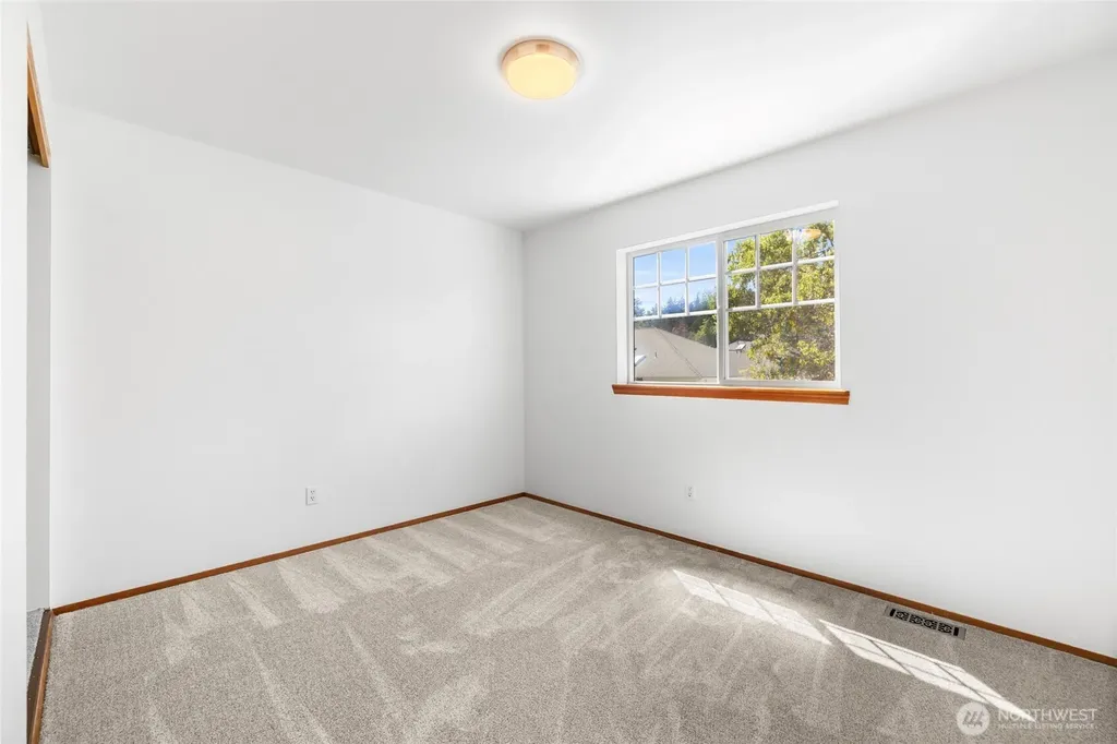 2609 C Avenue Anacortes WA 98221