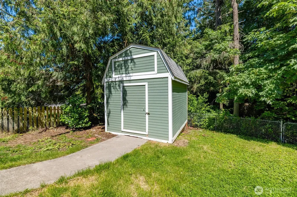 2609 C Avenue Anacortes WA 98221