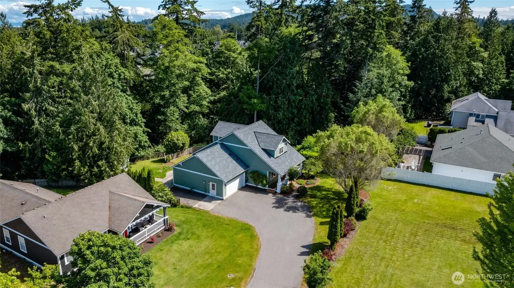 2609 C Avenue Anacortes WA 98221
