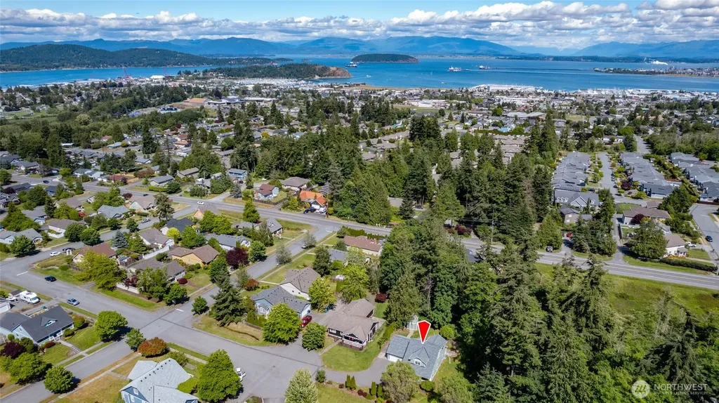 2609 C Avenue Anacortes WA 98221