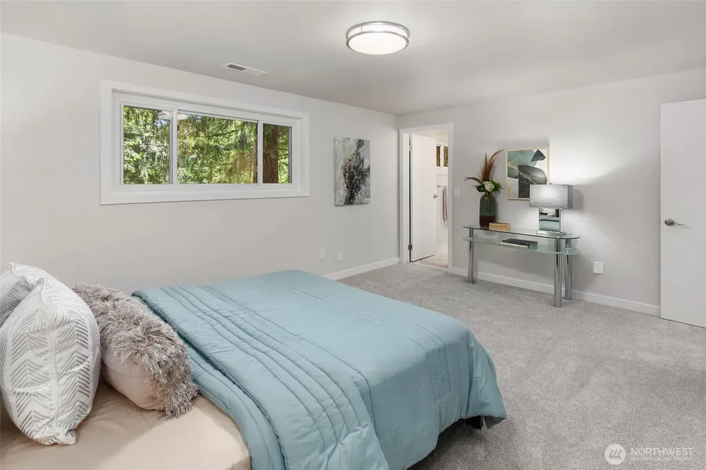 14043 177th Avenue SE Renton WA 98059