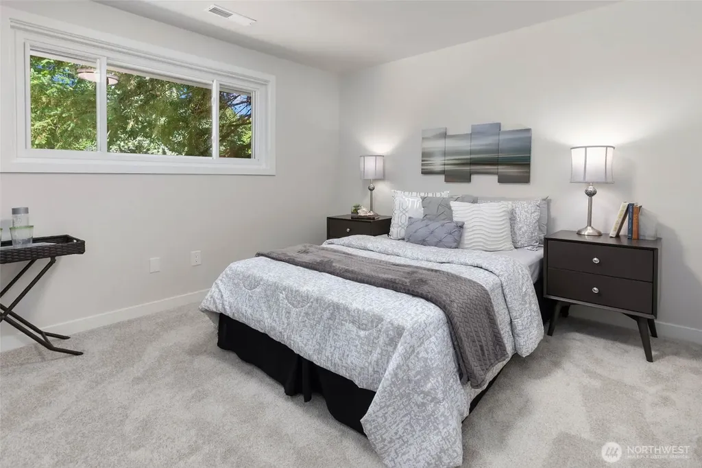14043 177th Avenue SE Renton WA 98059