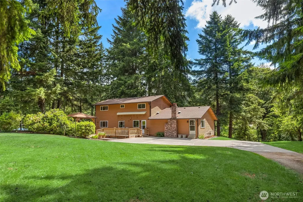 14043 177th Avenue SE Renton WA 98059