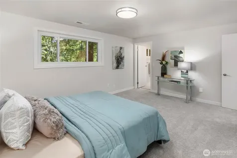 14043 177th Avenue SE Renton WA 98059