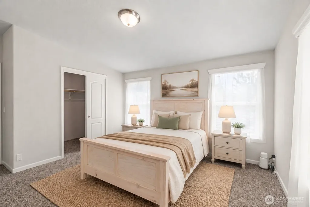15 Maple Leaf Street Raymond WA 98577