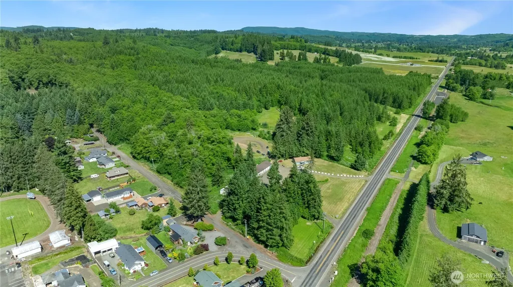 15 Maple Leaf Street Raymond WA 98577