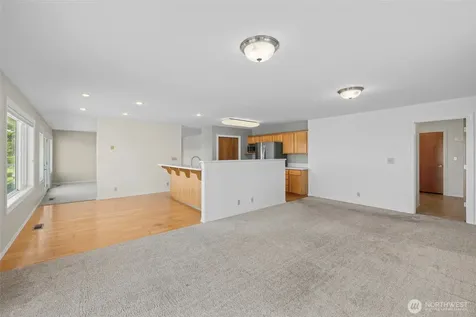 639 E Beacon View Drive Oak Harbor WA 98277