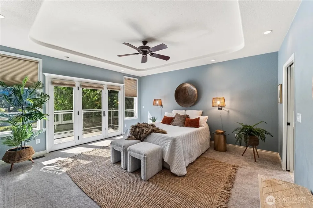 3324 Deer Island Drive E Lake Tapps WA 98003