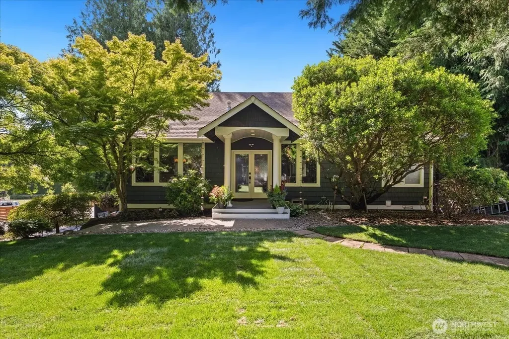 3324 Deer Island Drive E Lake Tapps WA 98003