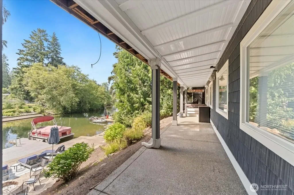 3324 Deer Island Drive E Lake Tapps WA 98003