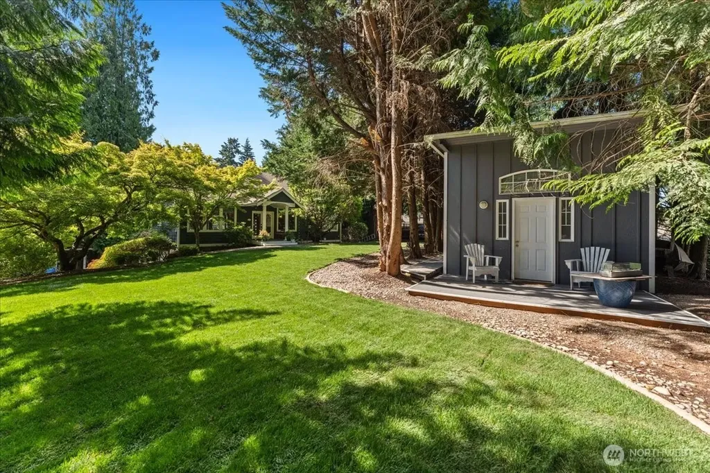 3324 Deer Island Drive E Lake Tapps WA 98003