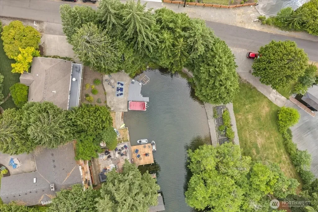 3324 Deer Island Drive E Lake Tapps WA 98003