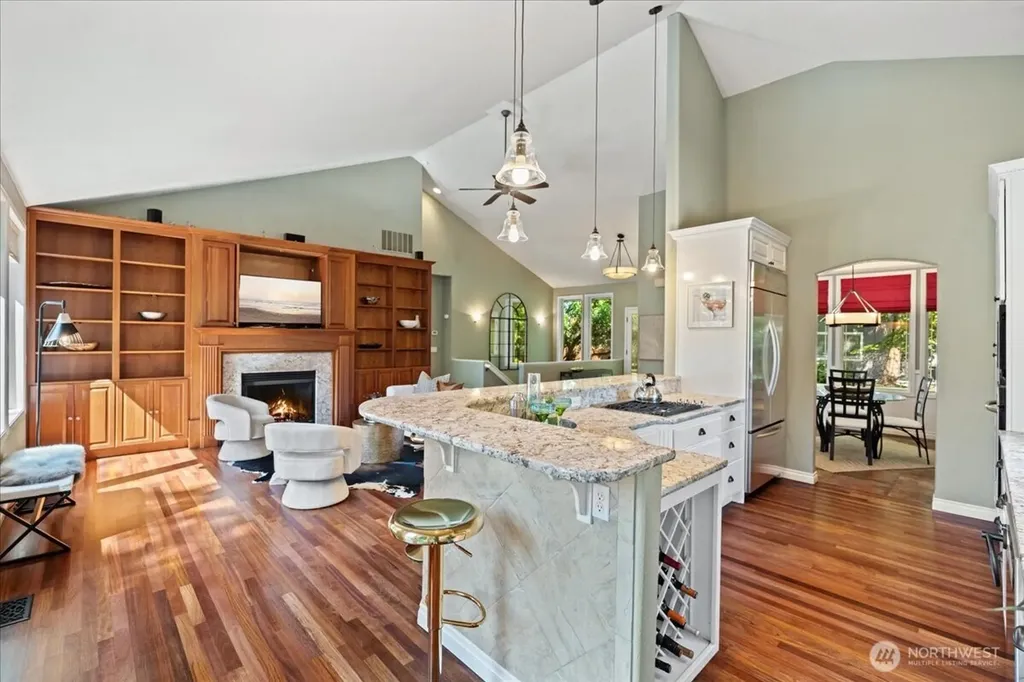 3324 Deer Island Drive E Lake Tapps WA 98003