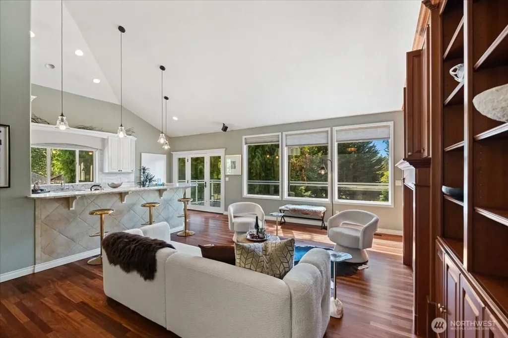 3324 Deer Island Drive E Lake Tapps WA 98003