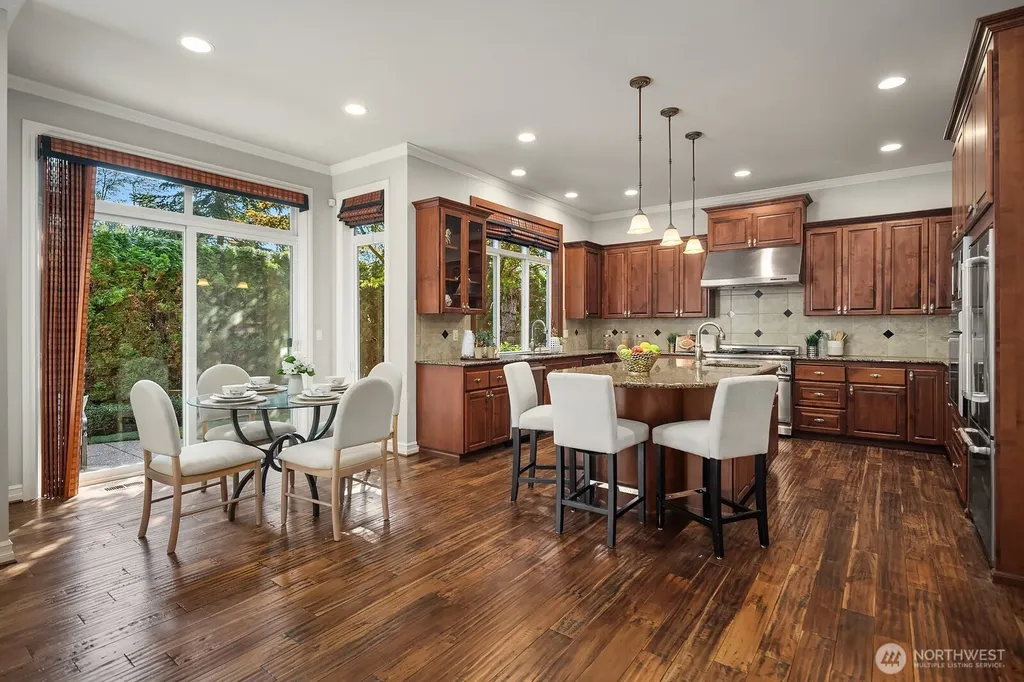 2098 211th Place SE Sammamish WA 98075