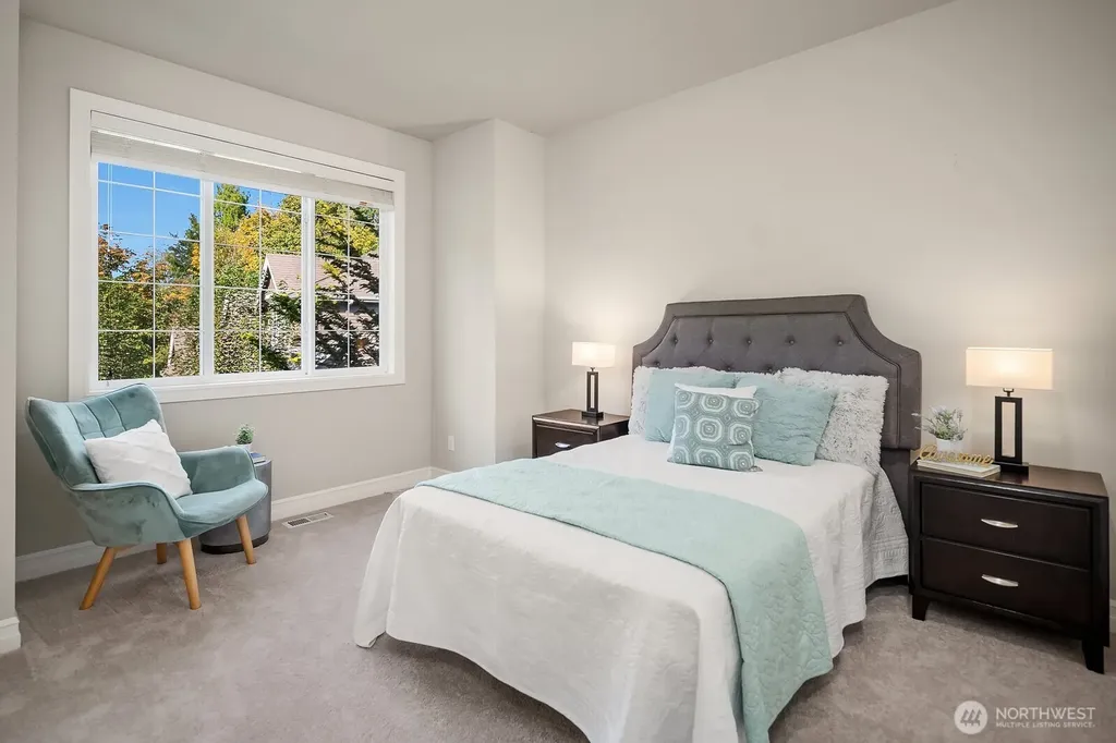 2098 211th Place SE Sammamish WA 98075