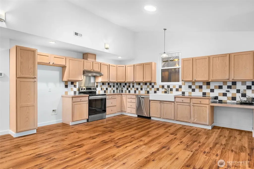 17818 SE Overlake Court Yelm WA 98597