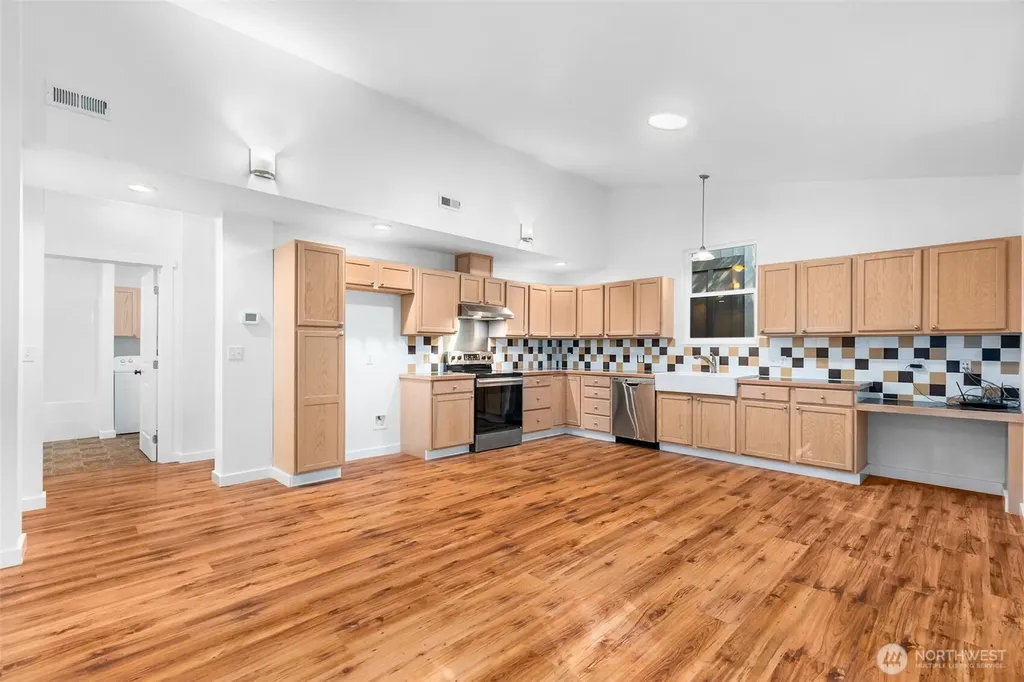 17818 SE Overlake Court Yelm WA 98597